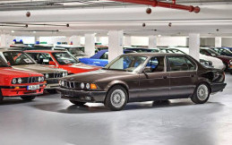 Inilah BMW Seri 7 yang Gunakan Mesin V16