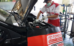 Auto2000 Berikan Oli Gratis kepada Pengguna Toyota Avanza