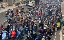 Rayakan Hari Batik, Vespakita Gelar Serangkaian Acara Bertema Nasional