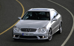 Mercedes-Benz Recall 123.696 Unit Mobil Karena Masalah Sunroof