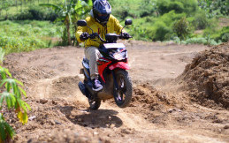 Test Ride Suzuki Nex Crossover