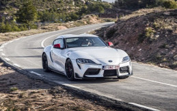 Toyota GR Supra 2.0 Resmi Meluncur