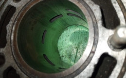 Blok Mesin DiASil Yamaha Kerap Disebut 'Vampir Oli' Alias Menyusut, Begini Penjelasannya