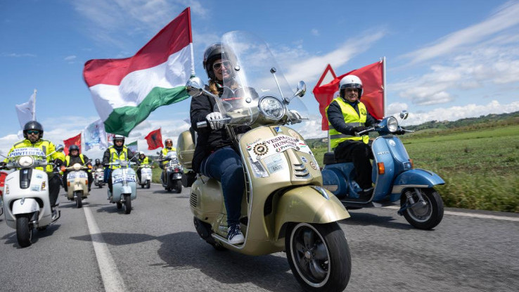 Bakal Diramaikan Puluhan Ribu Skuteris, Vespa World Days 2026 Bakal Digelar di Roma
