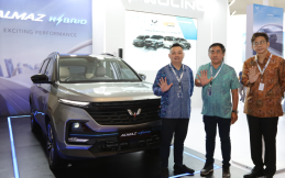 Wuling Ajak Warga Semarang Rasakan Sensasi Mengendarai Almaz Hybrid