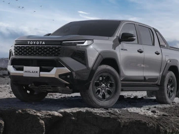Toyota Hilux Versi Jepang Mendapat Penyegaran Sasis dan Suspensi