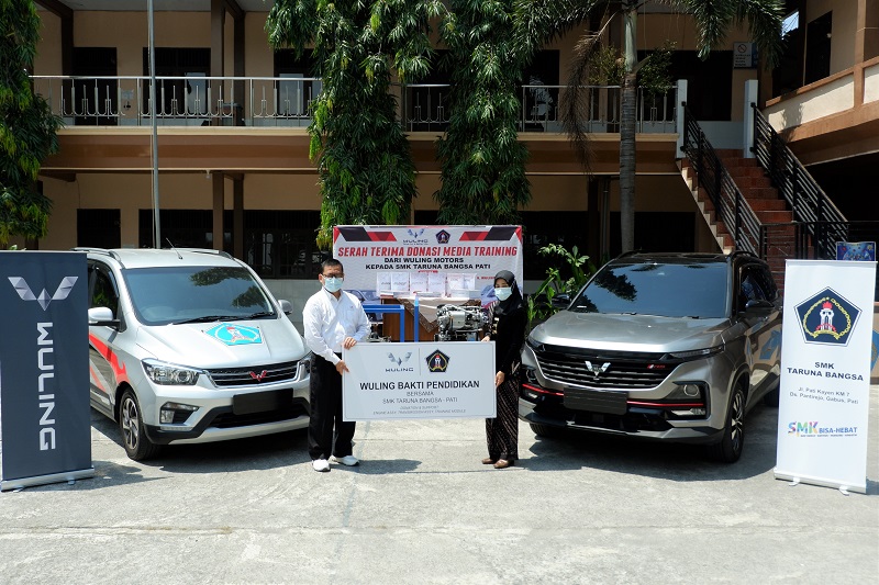 Ini Sumbangsih Wuling Motors untuk Pendidikan Tanah Air