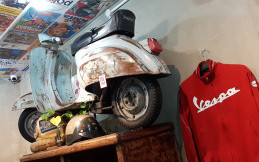 Ini Ciri-ciri Cat Orisinal Pabrik Skuter Vespa