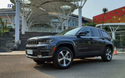 Torsi Jeep Grand Cherokee SWB Lebih Besar Ketimbang LWB, Ini Sebabnya