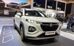 Masih Ragu dengan Mobil Listrik, Ini Pilihan Mobil Hybrid Rp300 Jutaan di GIIAS 2025