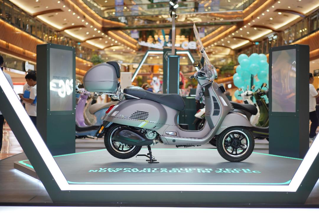 Vespa GTS Super Tech 250 Hadir di Indonesia, Banderol Rp97 Juta