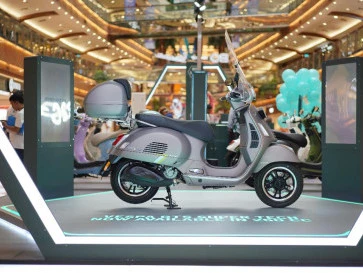 Vespa GTS Super Tech 250 Hadir di Indonesia, Banderol Rp97 Juta