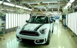 Mini Rayakan Selesainya Batch Pertama Countryman Rakitan Lokal