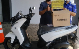 Pria Ini Beli Motor Pakai Uang Recehan Sekantong Plastik