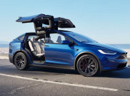 Tesla Lengkapi Mobil Listriknya dengan Alat Darurat Escape Tool