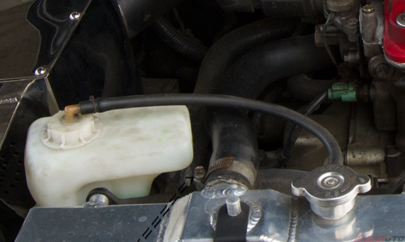 Mesin Anti Demam, Pahami Serba-serbi Seputar Perawatan Radiator
