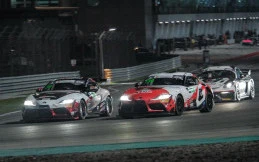 Duet Haridarma dan Takuma Bawa Toyota GR Supra Podium di Sepang