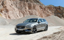 Penjualan Volvo V60 dan V90 di Amerika Serikat Mulai 2022 akan Dihentikan