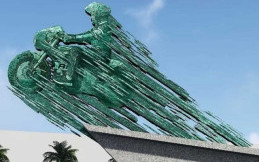 Patung Jokowi Naik Motor Bakal Jadi Monumen Baru di Mandalika