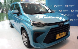 Ogah Pakai Sedan Lagi, Ini Alasan Bluebird Gunakan Jenis LMPV