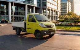 Kendaraan Komersial Listrik Piaggio Porter NPE Tampil di Ecomondo 2026