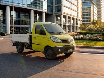 Kendaraan Komersial Listrik Piaggio Porter NPE Tampil di Ecomondo 2026