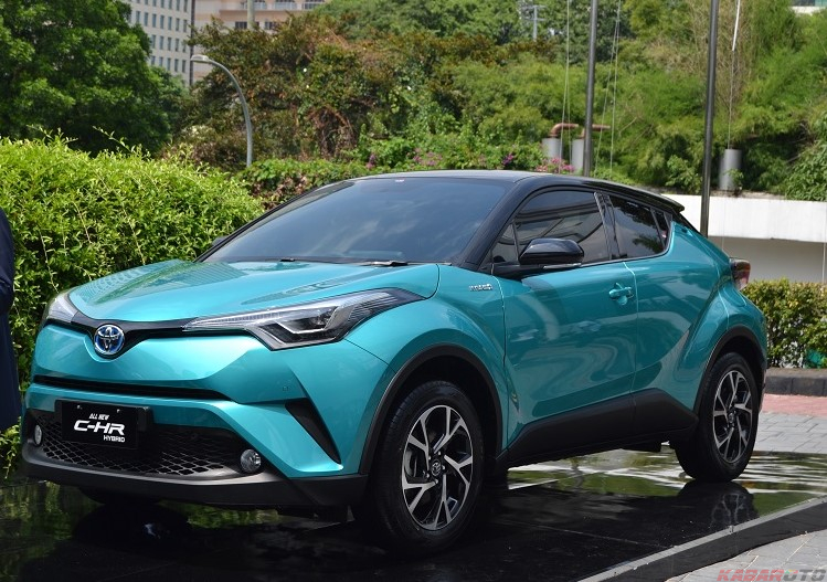 Makin Banyak Digemari, Penjualan Mobil Listrik Toyota Meningkat