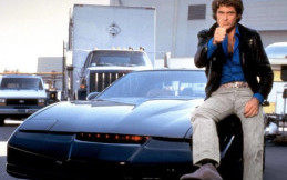 Fitur Mobil KITT pada Serial Knight Rider 