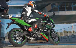 Kawasaki Pamer Keunggulan Ninja ZX-25R di Sirkuit Jerez