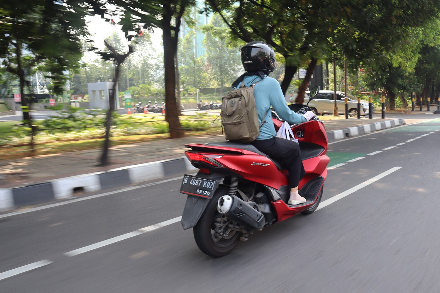 Kaum Hawa Simak Tips Ini Supaya Enggak Ricuh Berkendara di Jalan
