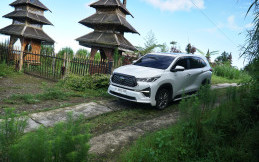 Deretan Mobil Hybrid Yang Meluncur Tahun 2022