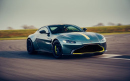 Aston Martin jadi Perusahaan Mobil Sport Terakhir dengan Transmisi Manual 