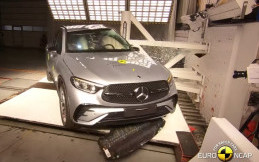 Fitur Keselamatan Mercedes-Benz GLC Raih Bintang 5