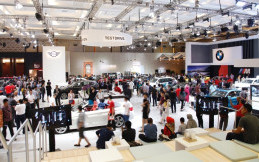 Rayakan Kemerdekaan di GIIAS, BMW Tawarkan Potongan Harga Shop Hingga 75%