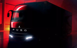 Prototipe Mitsubishi Fuso Super Great Hadir di Japan Mobility Show 2023