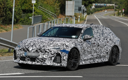 Punya Tenaga Lebih Buas, Audi RS 6 Avant 2027 Siap Tantang BMW M5 Touring