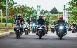 Keseruan 'BukBlar' Ala Gabungan 30 Komunitas Yamaha Rider Federation Indonesia