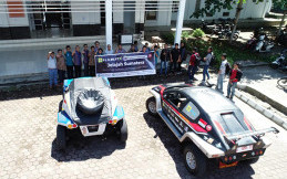 Tiba di Bengkulu, Mobil Listrik Blits Dapat Sambutan Hangat