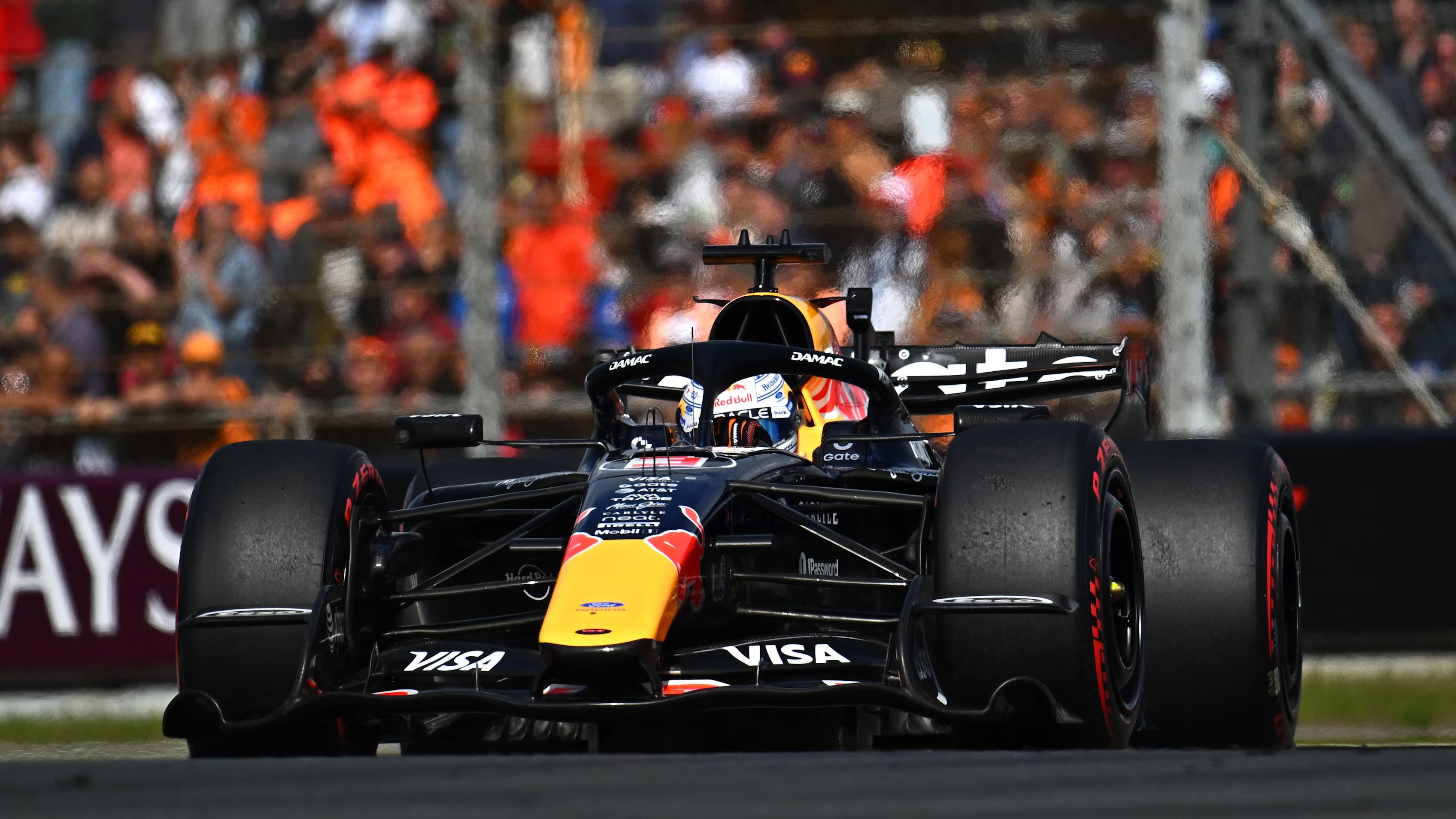 Max Verstappen diperintahkan Mengembalikan Posisi di Madrid, Ini Penjelasannya