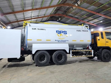 Punya Tugas Penting, Ini Peran Fuel Truk di Area Pertambangan