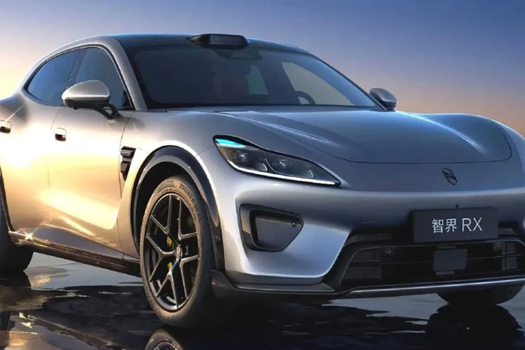 Ferrari Bantah Luxeed RX Didesain Mantan Desainernya
