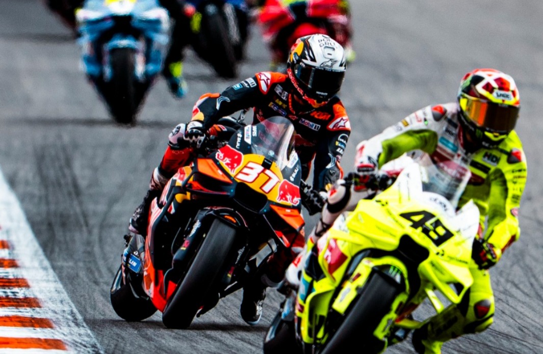 Dikabarkan Pindah ke Ducati, Ini Jawaban Pedro Acosta 