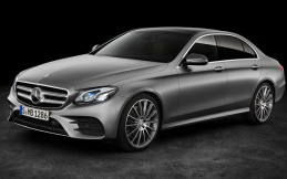 Wah! Kendarai Mercedes-Benz Jungkook BTS Alami Kecelakaan