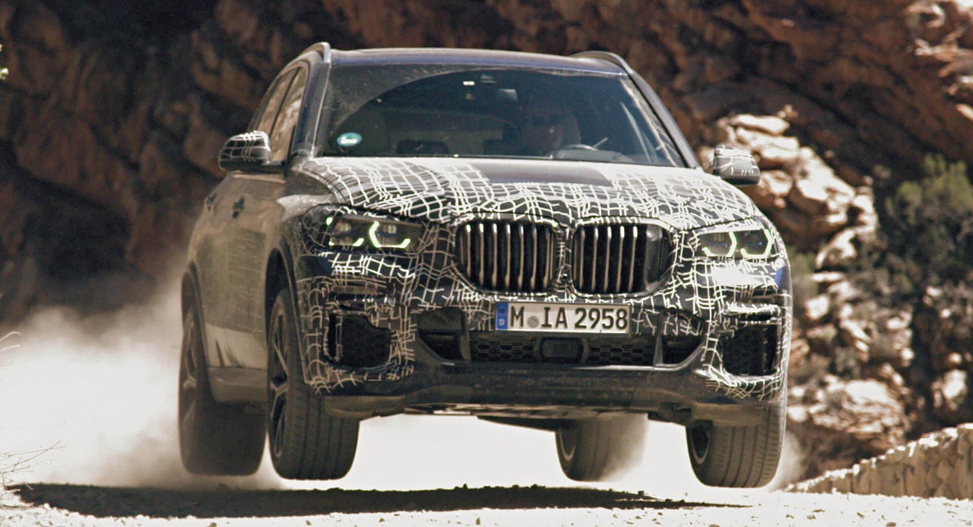 BMW X5 Terbaru Bakal Pakai Sistem Off-road Canggih