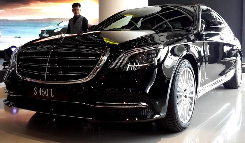 Melihat Kemewahan Mercedes-Benz S-Class, yang dibanderol Lebih dari Rp2 Miliar 