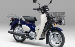 Honda Super Cub 110 Sentuhan Warna Hingga Tawarkan Varian Baru