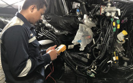 DCVI Gelar TechMaster 2025, Asah Kemampuan Teknis dan Kualitas Tim Purna Jual Kendaraan Komersial Mercedes-Benz