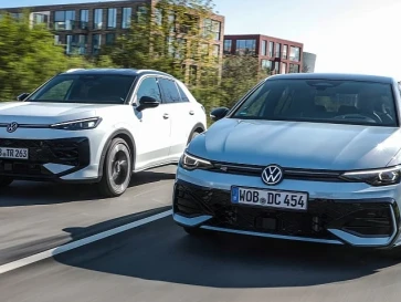 Volkswagen Perkenalkan Sistem Hybrid Baru untuk Golf dan T-Roc