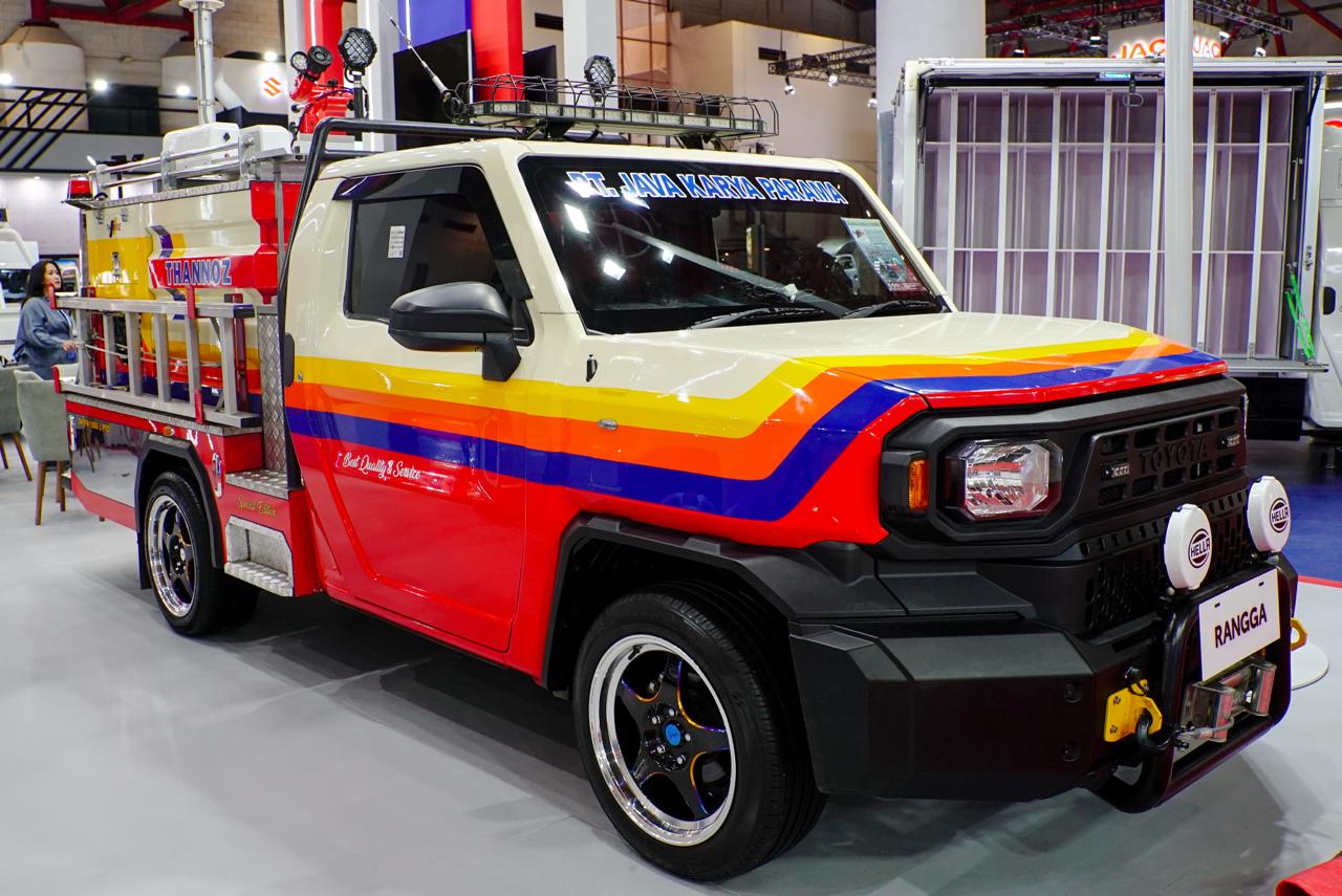 Toyota Rangga dan Hiace Premio Tampil Beda, untuk Mendukung Industri Nasional