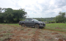 MMKSI Sebut, Mitsubishi Triton Sebagai Kuda di Sektor Pertambangan dan Perkebunan